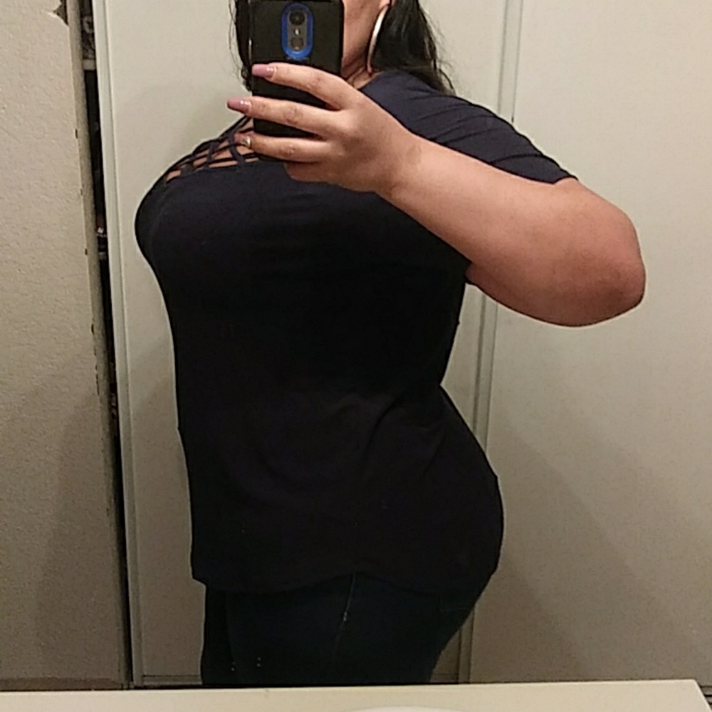 🆕 Sexy Top - Picture 2 of 5